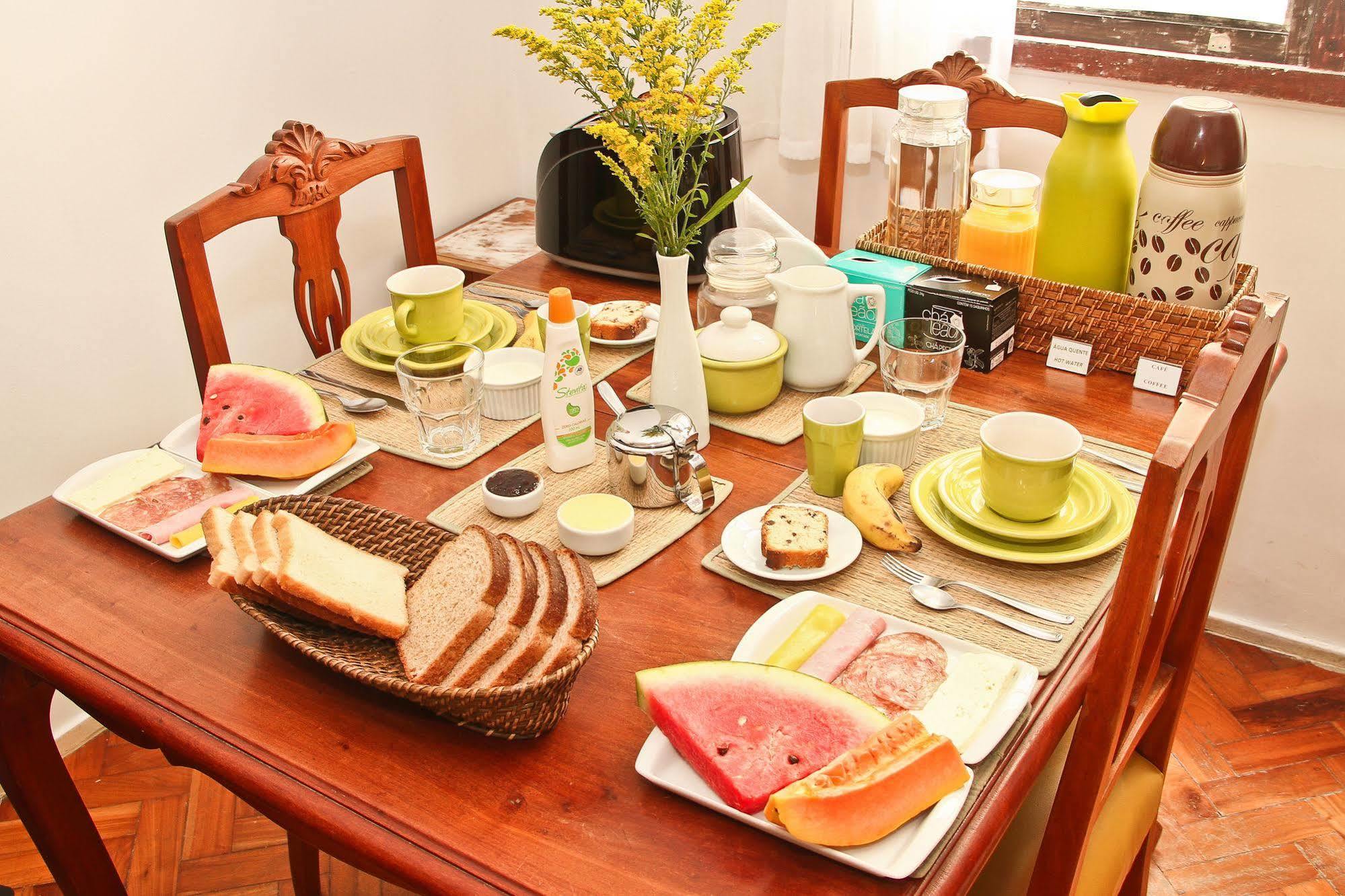 Bed & Breakfast Leblon 2*